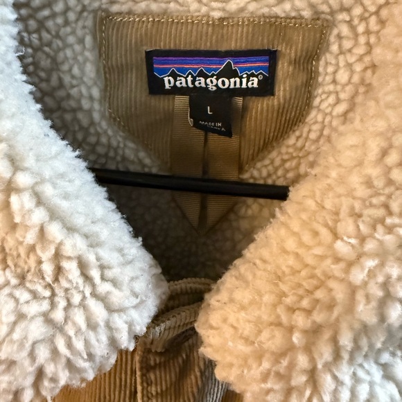 Patagonia Men's Pile-Lined Trucker Jacket - Picture 3 of 5